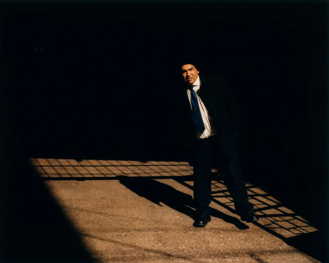 Perros Calientes, Tofjan